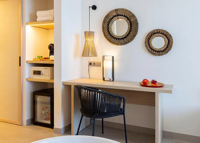 Invisa Hotel Club Cala Verde