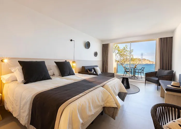 Invisa Hotel Club Cala Verde