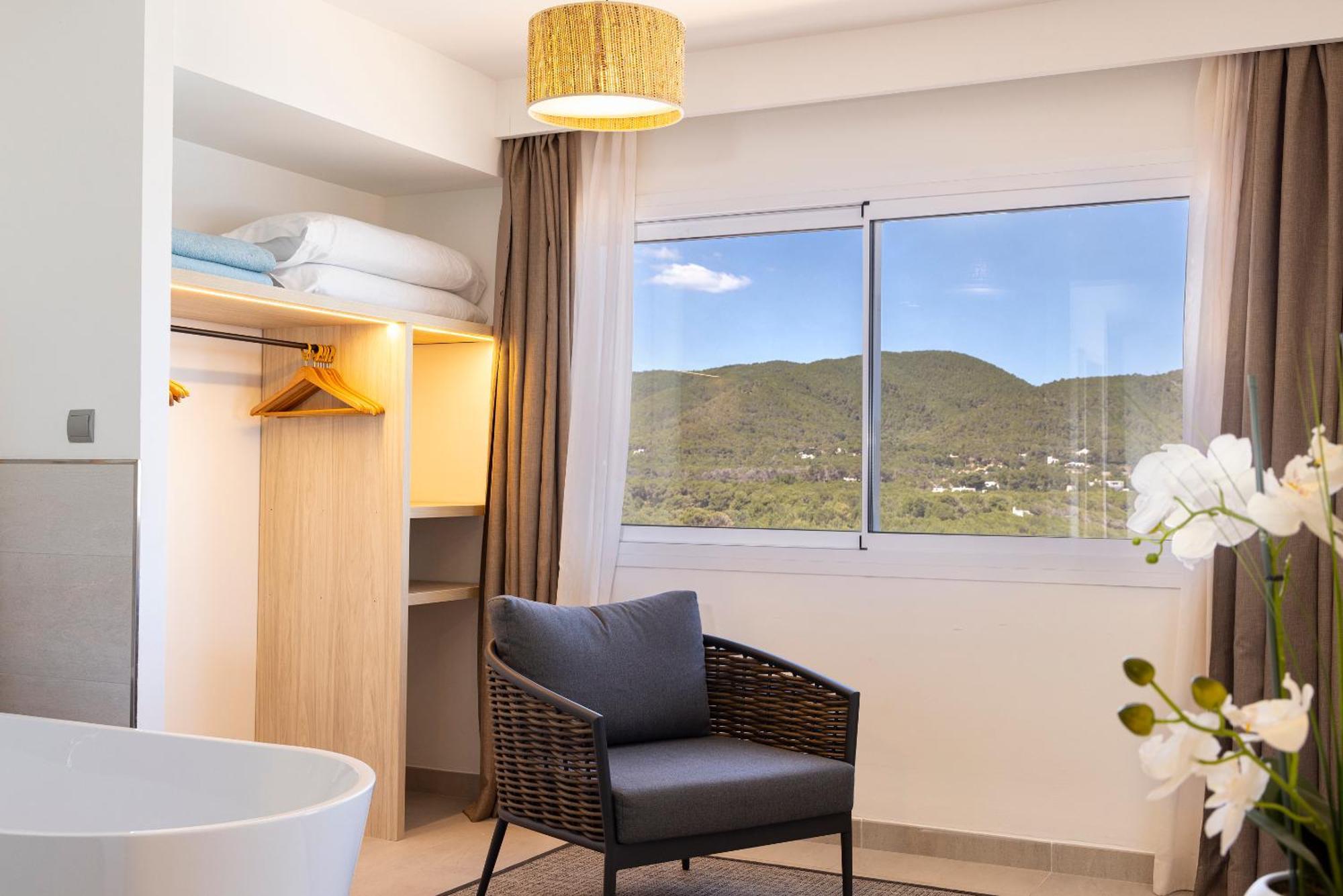 Hotel Invisa Club Cala